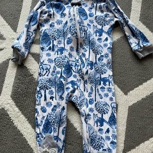 Burt’s bees sleeper